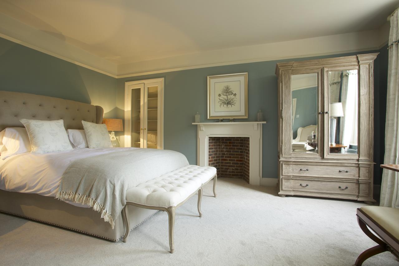 The Northgate Hotel Bury St. Edmunds Room photo